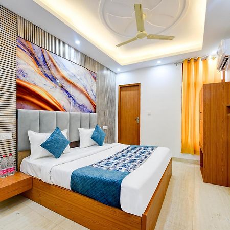 Hotel Galaxy Near Delhi Airport New Delhi Extérieur photo